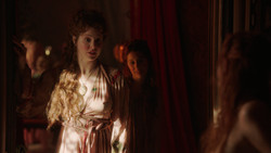 extant_GameOfThrones_2x01-TheNorthRemembers_5036
