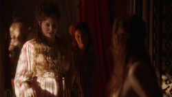 extant_GameOfThrones_2x01-TheNorthRemembers_5038
