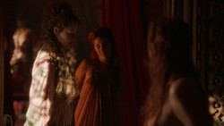 extant_GameOfThrones_2x01-TheNorthRemembers_5039
