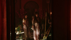 extant_GameOfThrones_2x01-TheNorthRemembers_5056