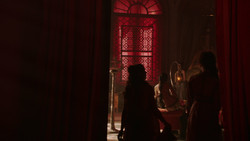 extant_GameOfThrones_2x01-TheNorthRemembers_5081