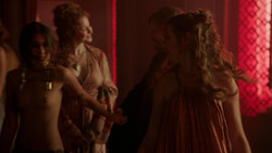 extant_GameOfThrones_2x01-TheNorthRemembers_5094