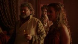 extant_GameOfThrones_2x01-TheNorthRemembers_5100
