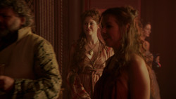 extant_GameOfThrones_2x01-TheNorthRemembers_5101