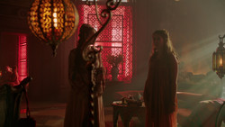 extant_GameOfThrones_2x01-TheNorthRemembers_5107