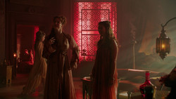 extant_GameOfThrones_2x01-TheNorthRemembers_5113