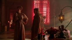 extant_GameOfThrones_2x01-TheNorthRemembers_5117