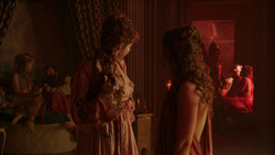 extant_GameOfThrones_2x01-TheNorthRemembers_5129