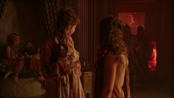 extant_GameOfThrones_2x01-TheNorthRemembers_5130