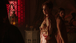 extant_GameOfThrones_2x01-TheNorthRemembers_5134