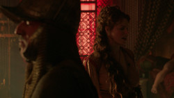 extant_GameOfThrones_2x01-TheNorthRemembers_5173