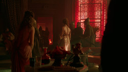 extant_GameOfThrones_2x01-TheNorthRemembers_5204