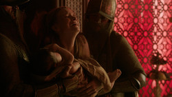 extant_GameOfThrones_2x01-TheNorthRemembers_5212