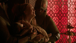 extant_GameOfThrones_2x01-TheNorthRemembers_5213