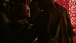 extant_GameOfThrones_2x01-TheNorthRemembers_5229
