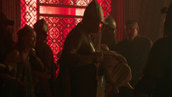 extant_GameOfThrones_2x01-TheNorthRemembers_5243