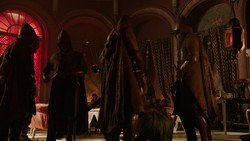 extant_GameOfThrones_2x01-TheNorthRemembers_5264