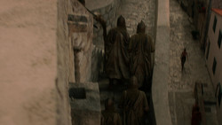 extant_GameOfThrones_2x01-TheNorthRemembers_5279