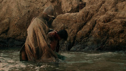 extant_GameOfThrones_2x01-TheNorthRemembers_5305