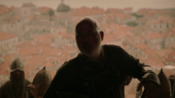 extant_GameOfThrones_2x01-TheNorthRemembers_5332