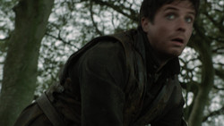 extant_GameOfThrones_2x01-TheNorthRemembers_5375