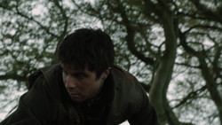 extant_GameOfThrones_2x01-TheNorthRemembers_5379