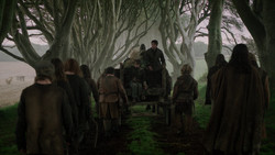 extant_GameOfThrones_2x01-TheNorthRemembers_5392