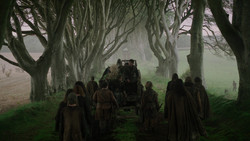 extant_GameOfThrones_2x01-TheNorthRemembers_5399