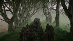 extant_GameOfThrones_2x01-TheNorthRemembers_5403