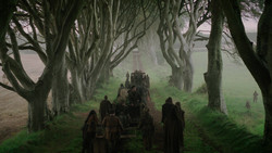 extant_GameOfThrones_2x01-TheNorthRemembers_5408