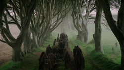 extant_GameOfThrones_2x01-TheNorthRemembers_5409