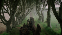 extant_GameOfThrones_2x01-TheNorthRemembers_5412