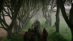 extant_GameOfThrones_2x01-TheNorthRemembers_5414