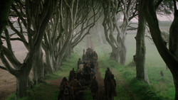 extant_GameOfThrones_2x01-TheNorthRemembers_5415