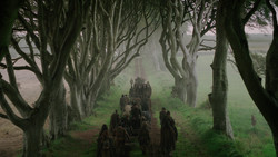 extant_GameOfThrones_2x01-TheNorthRemembers_5419