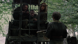 extant_GameOfThrones_2x02-TheNightLands_0086