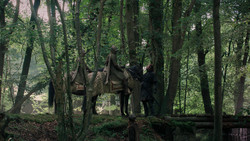 extant_GameOfThrones_2x02-TheNightLands_0258
