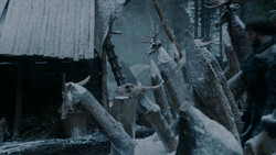 extant_GameOfThrones_2x02-TheNightLands_1071