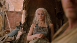 extant_GameOfThrones_2x02-TheNightLands_1478