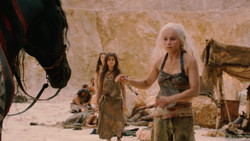 extant_GameOfThrones_2x02-TheNightLands_1549