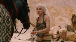 extant_GameOfThrones_2x02-TheNightLands_1551