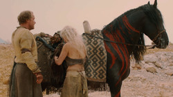 extant_GameOfThrones_2x02-TheNightLands_1555