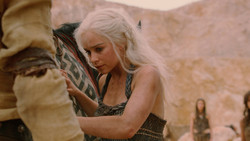 extant_GameOfThrones_2x02-TheNightLands_1557