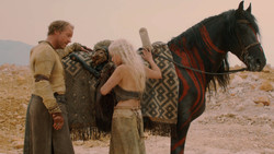 extant_GameOfThrones_2x02-TheNightLands_1573