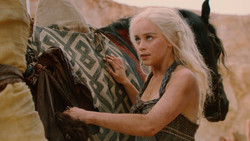 extant_GameOfThrones_2x02-TheNightLands_1581