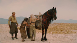 extant_GameOfThrones_2x02-TheNightLands_1595