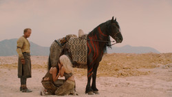 extant_GameOfThrones_2x02-TheNightLands_1647