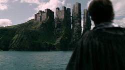extant_GameOfThrones_2x02-TheNightLands_1715