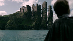extant_GameOfThrones_2x02-TheNightLands_1716