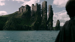 extant_GameOfThrones_2x02-TheNightLands_1721